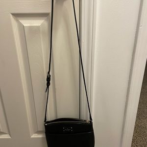 Kate Spade purse, worn 2-3 times!